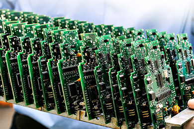 PCB组装商